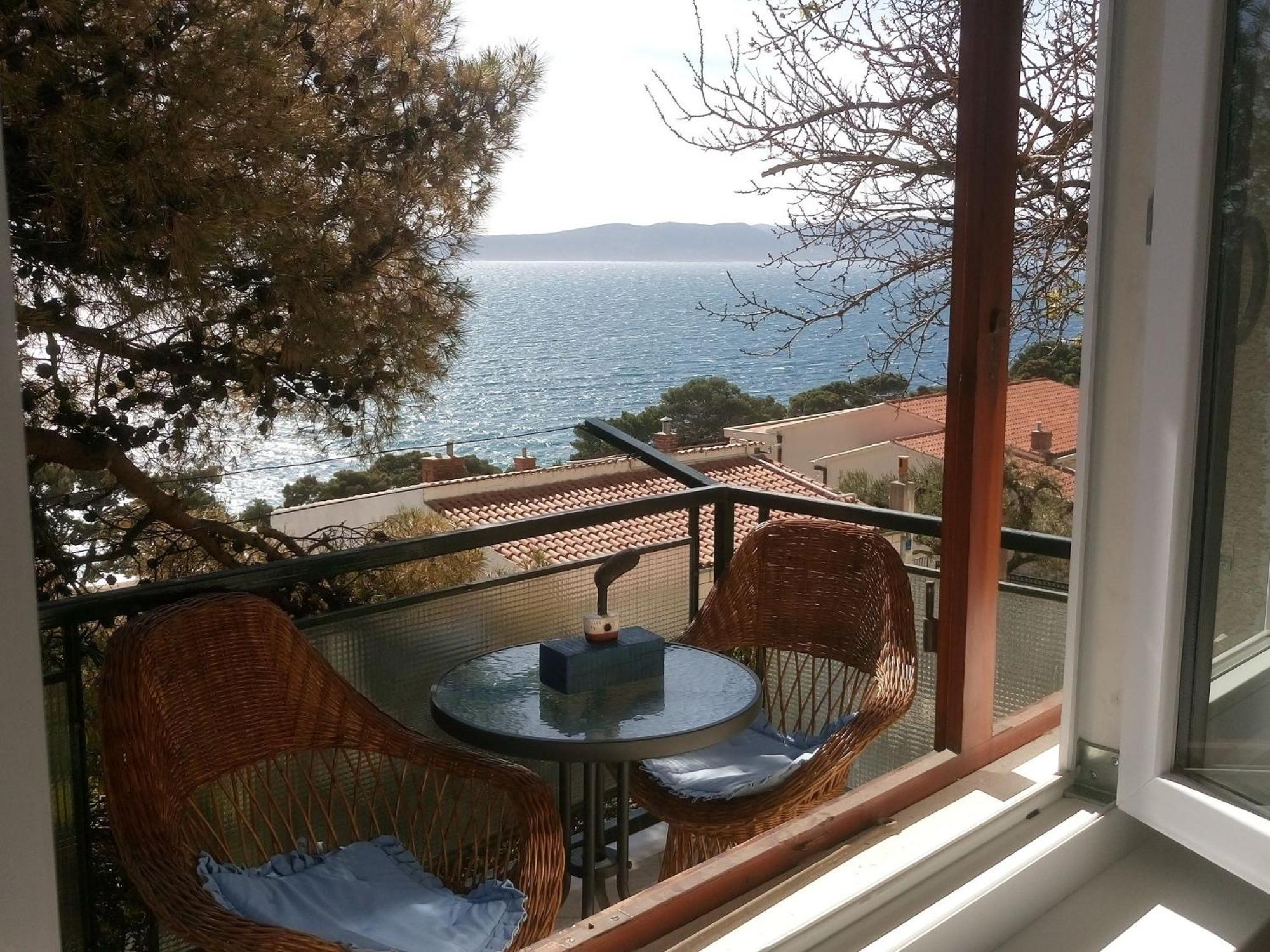 Cozy Apartment With A Balcony And A Sea View 브렐라 외부 사진