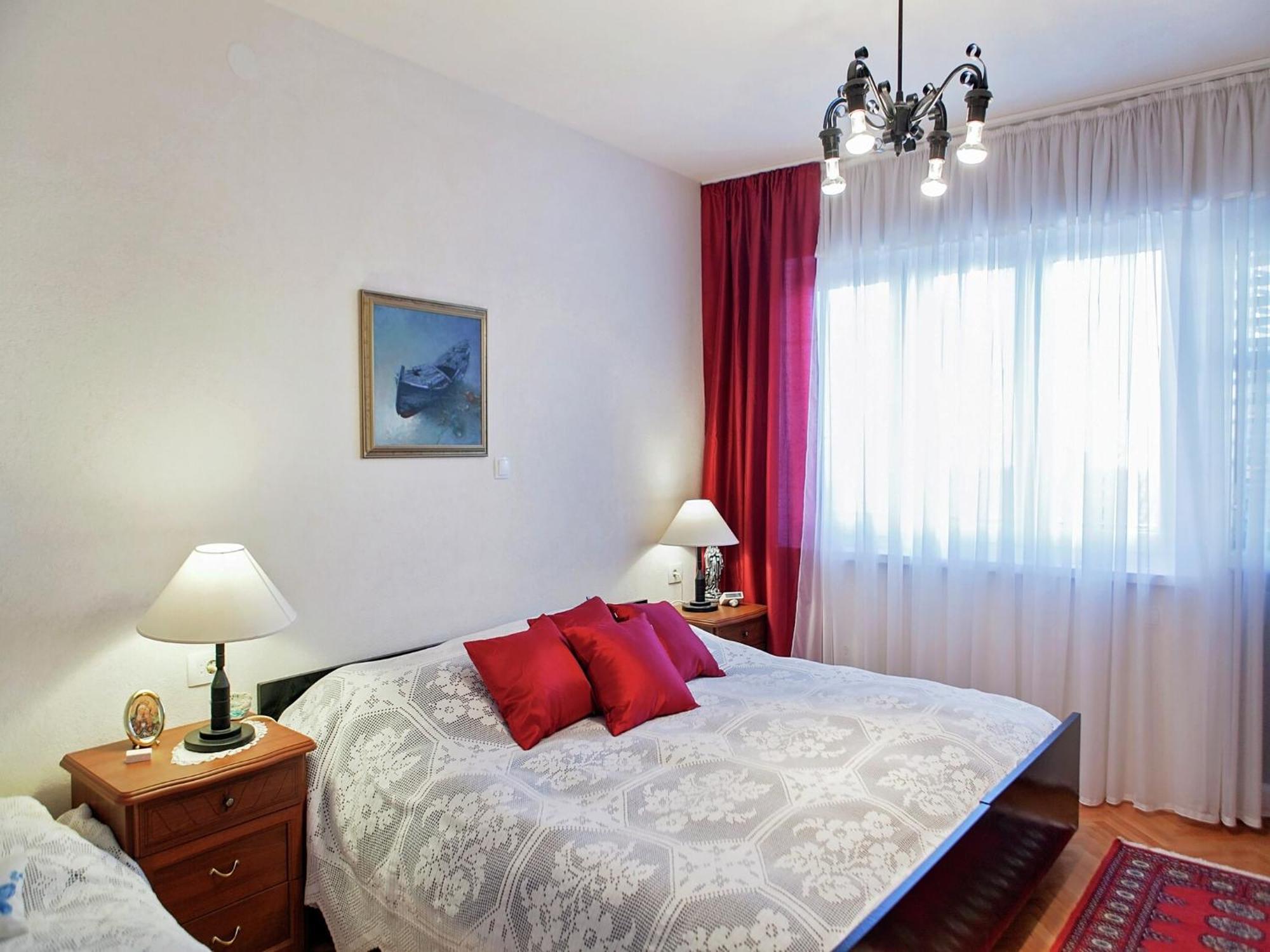 Cozy Apartment With A Balcony And A Sea View 브렐라 외부 사진